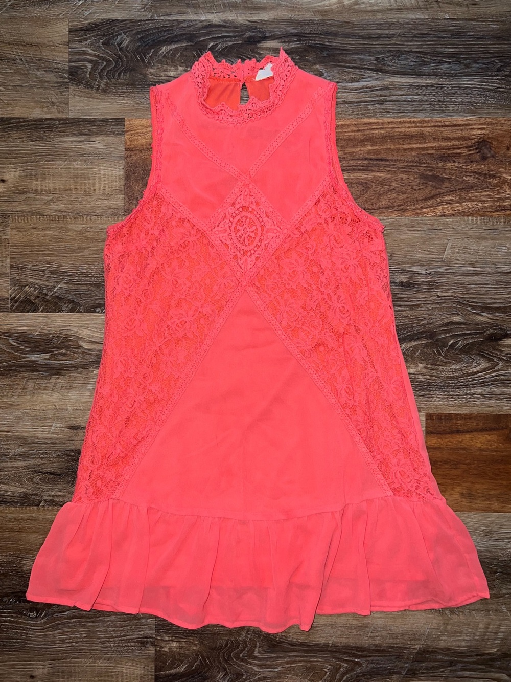 entro Sleeveless Coral Lace Trim Dress, Size M